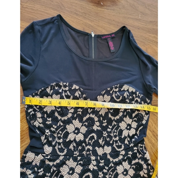Material Girl dress black/tan lance color size M - Picture 12 of 16